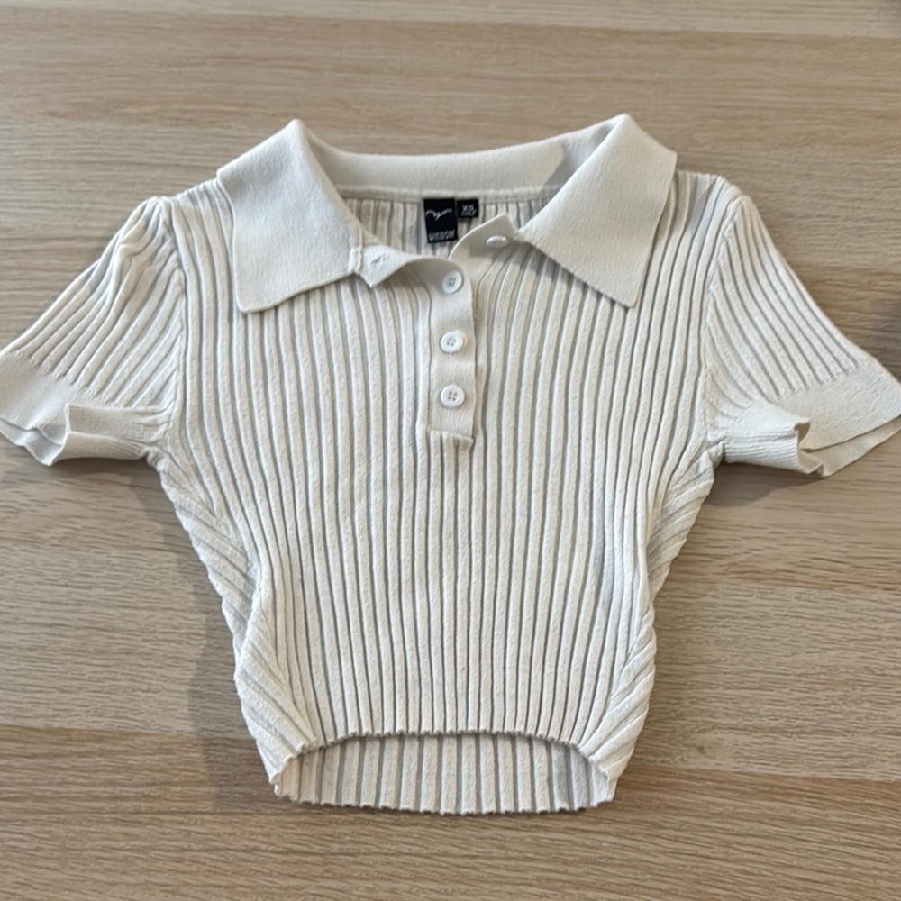 Windsor White Ribbed Cropped Knit Shirt